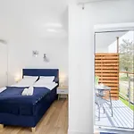 12b Niebieskie Z Basenem Krytym, Odkrytym, Sala Zabaw, Animacjami