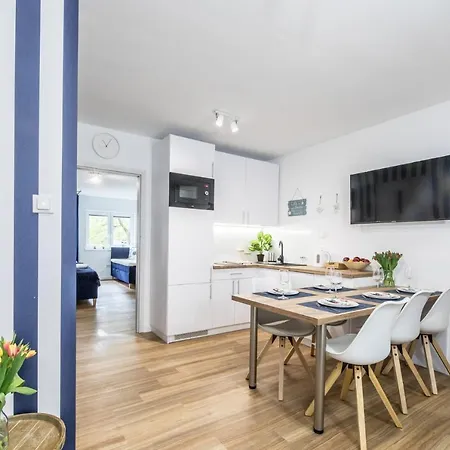 12b Niebieskie Z Basenem Krytym, Odkrytym, Sala Zabaw, Animacjami Appartement Poddąbie