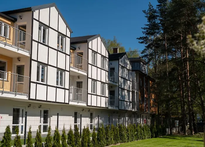 12b Niebieskie Z Basenem Krytym, Odkrytym, Sala Zabaw, Animacjami Поддомбе