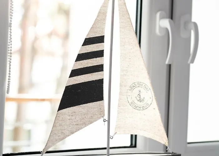 12b Niebieskie Z Basenem Krytym, Odkrytym, Sala Zabaw, Animacjami Апартаменты Поддомбе